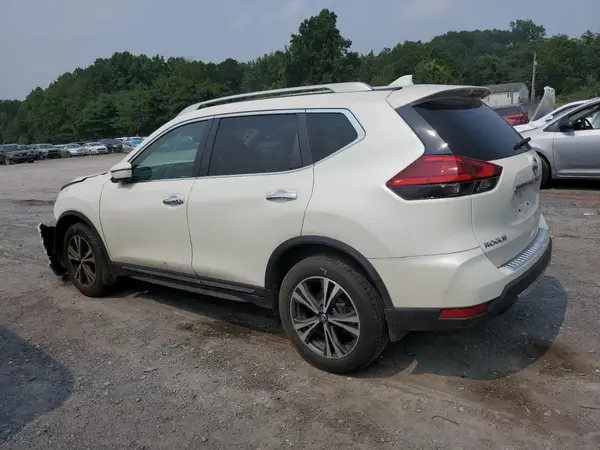 5N1AT2MV0HC846180 2017 NISSAN ROGUE - Image 2