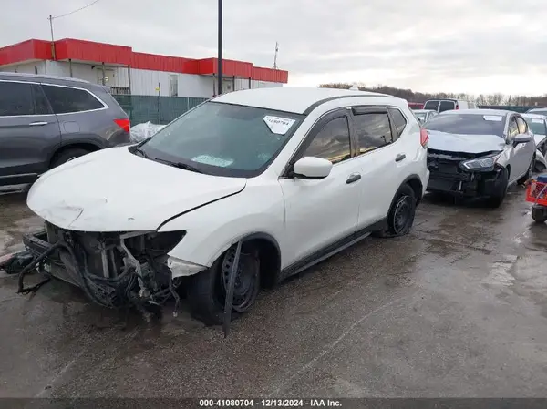 5N1AT2MV0HC848222 2017 NISSAN ROGUE - Image 2