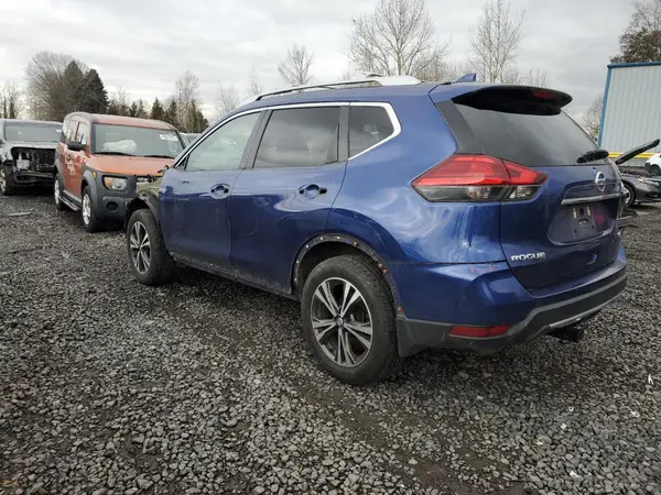 5N1AT2MV0HC851072 2017 NISSAN ROGUE - Image 2