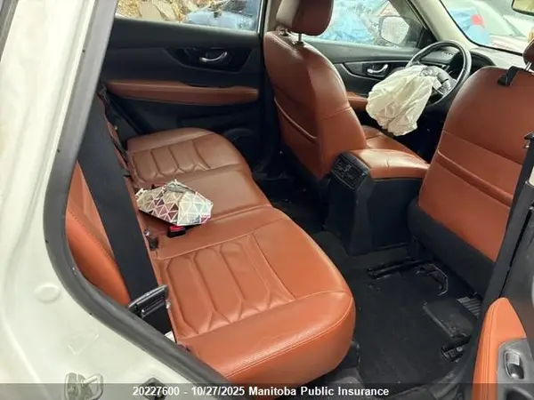 5N1AT2MV0HC851623 2017 NISSAN ROGUE - Image 8