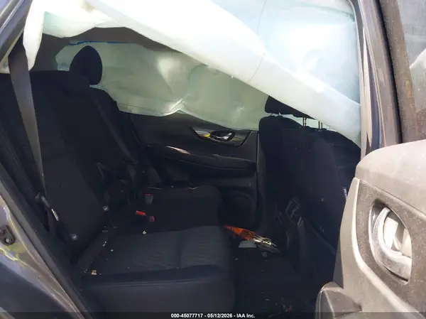 5N1AT2MV0HC852108 2017 NISSAN ROGUE - Image 8