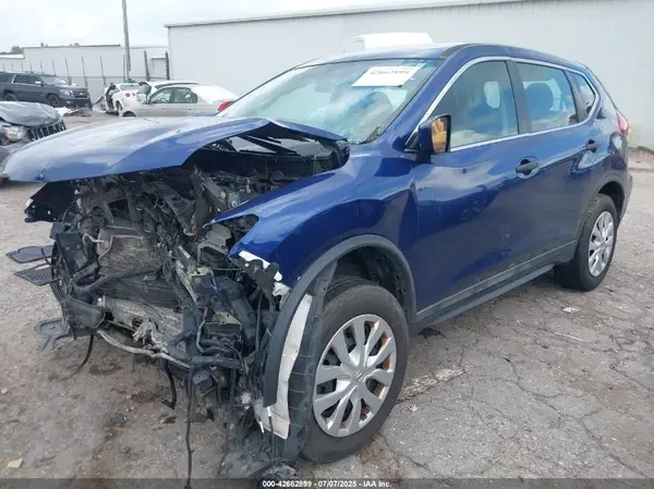 5N1AT2MV0HC861102 2017 NISSAN ROGUE - Image 2