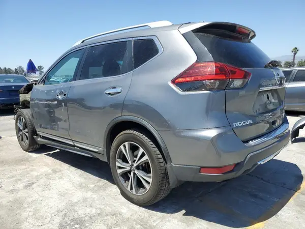 5N1AT2MV0HC863660 2017 NISSAN ROGUE - Image 2