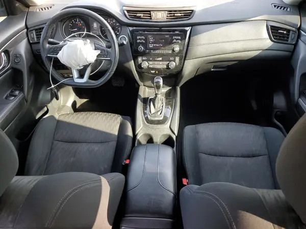 5N1AT2MV0HC876599 2017 NISSAN ROGUE - Image 8