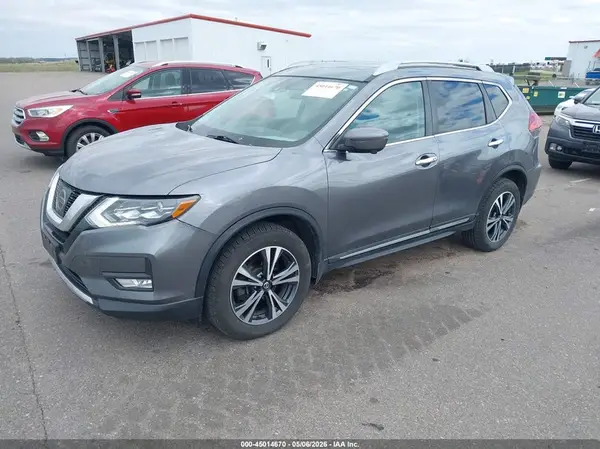 5N1AT2MV0HC877333 2017 NISSAN ROGUE - Image 2