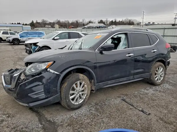 5N1AT2MV0HC877817 2017 NISSAN ROGUE - Image 1