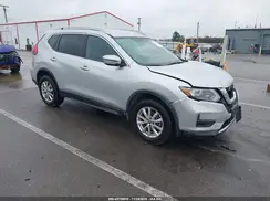 5N1AT2MV0HC877820 2017 NISSAN ROGUE