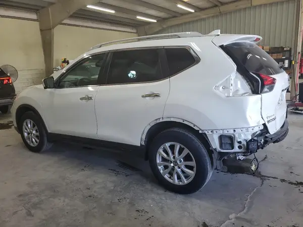 5N1AT2MV0HC884296 2017 NISSAN ROGUE - Image 2