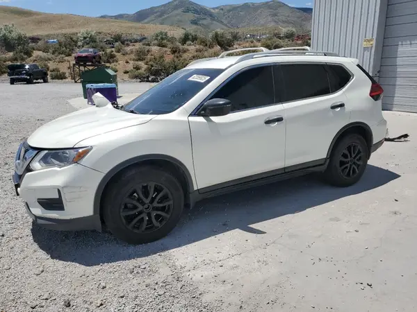 5N1AT2MV0HC884895 2017 NISSAN ROGUE - Image 1