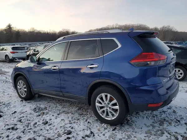 5N1AT2MV0HC886789 2017 NISSAN ROGUE - Image 2
