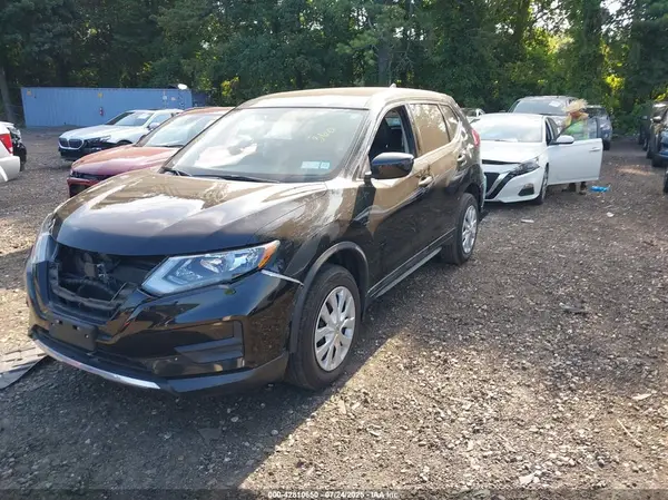 5N1AT2MV0HC895900 2017 NISSAN ROGUE - Image 2