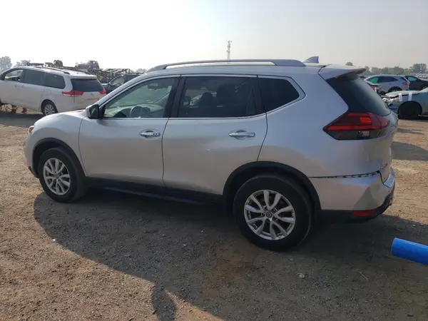 5N1AT2MV0HC897422 2017 NISSAN ROGUE - Image 2