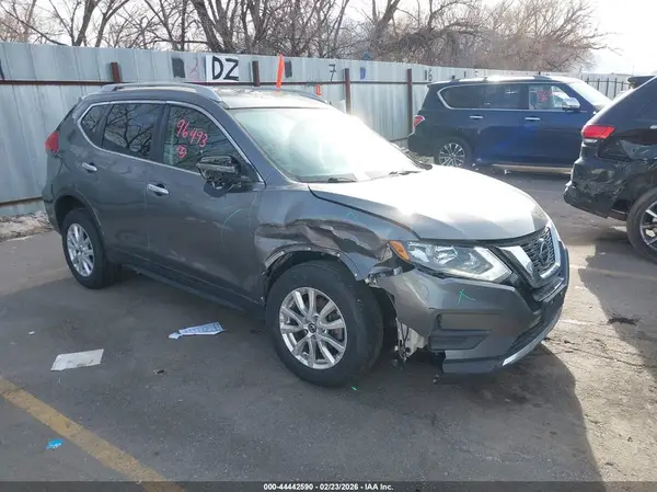 5N1AT2MV0JC706362 2018 NISSAN ROGUE - Image 1