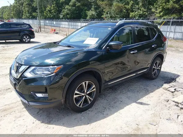 5N1AT2MV0JC711688 2018 NISSAN ROGUE - Image 2