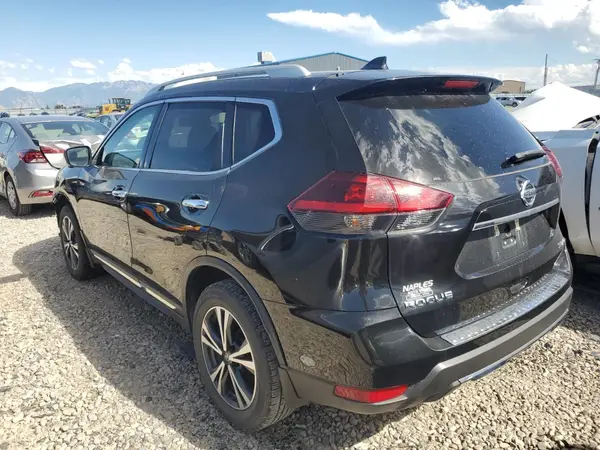 5N1AT2MV0JC711738 2018 NISSAN ROGUE - Image 2