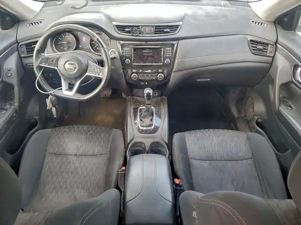 5N1AT2MV0JC711805 2018 NISSAN ROGUE - Image 8