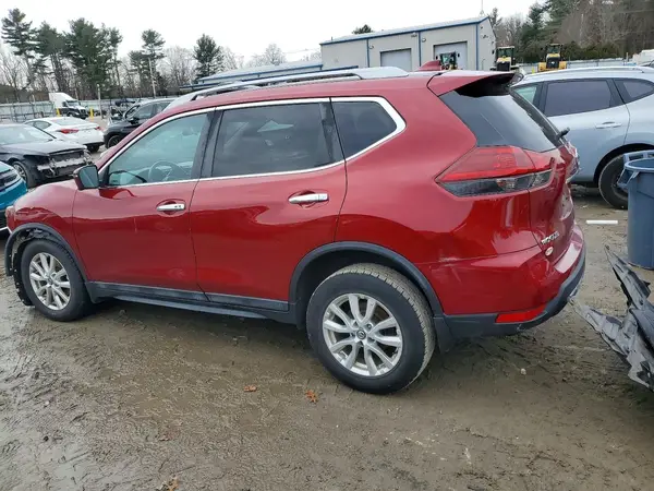 5N1AT2MV0JC714767 2018 NISSAN ROGUE - Image 2