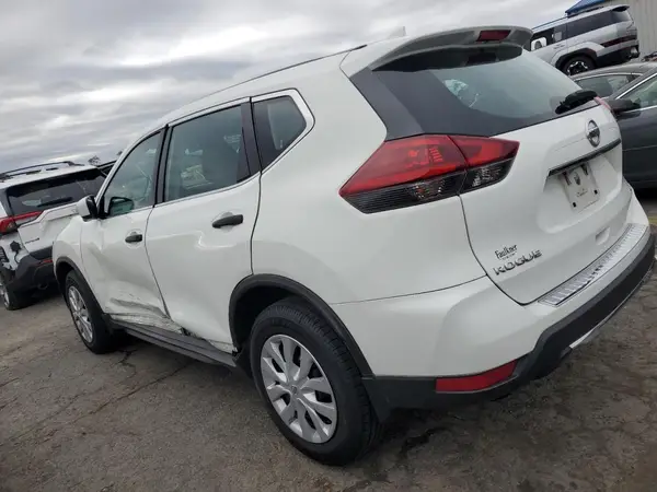 5N1AT2MV0JC715966 2018 NISSAN ROGUE - Image 2