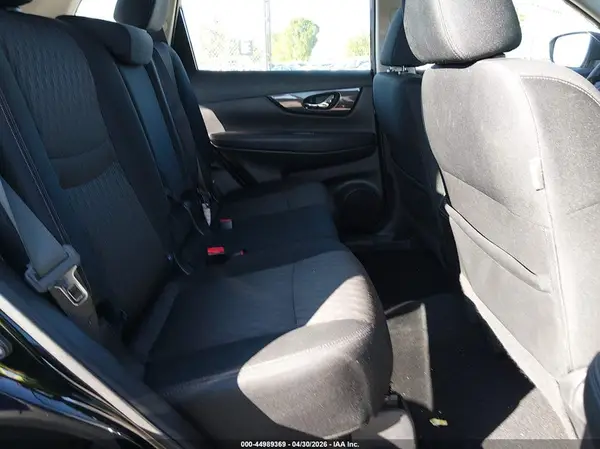 5N1AT2MV0JC720004 2018 NISSAN ROGUE - Image 8