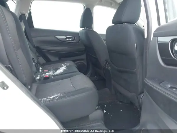 5N1AT2MV0JC723985 2018 NISSAN ROGUE - Image 8