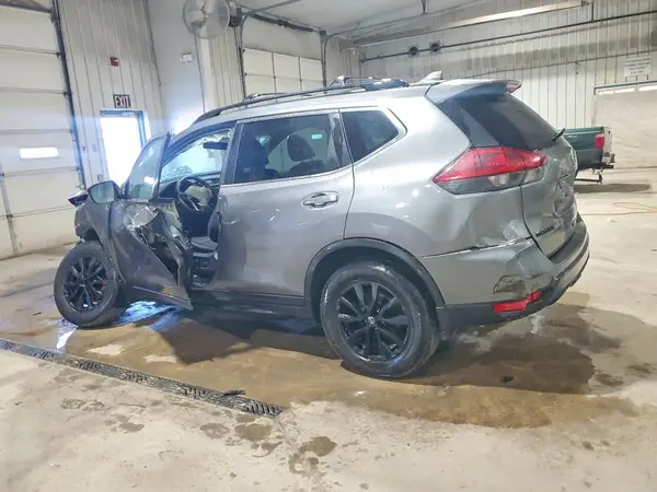 5N1AT2MV0JC726627 2018 NISSAN ROGUE - Image 2