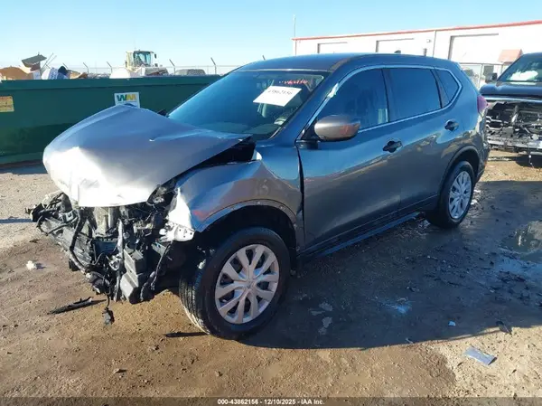 5N1AT2MV0JC726630 2018 NISSAN ROGUE - Image 2