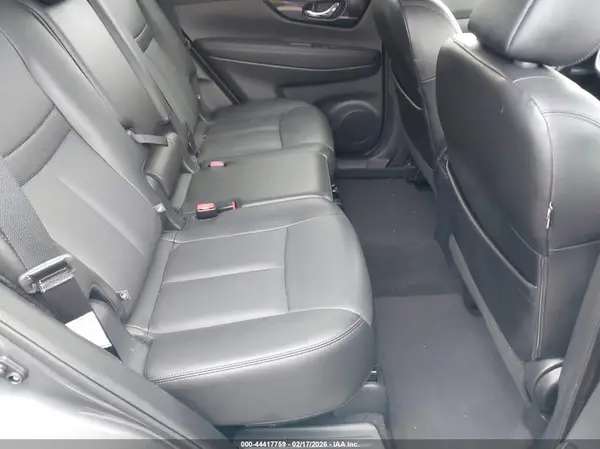 5N1AT2MV0JC729169 2018 NISSAN ROGUE - Image 8