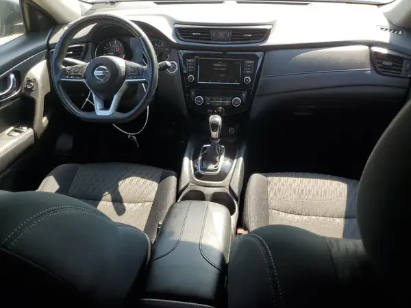 5N1AT2MV0JC730063 2018 NISSAN ROGUE - Image 8