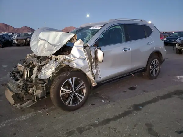 5N1AT2MV0JC732010 2018 NISSAN ROGUE - Image 1