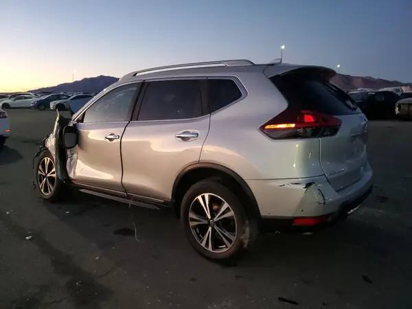 5N1AT2MV0JC732010 2018 NISSAN ROGUE - Image 2