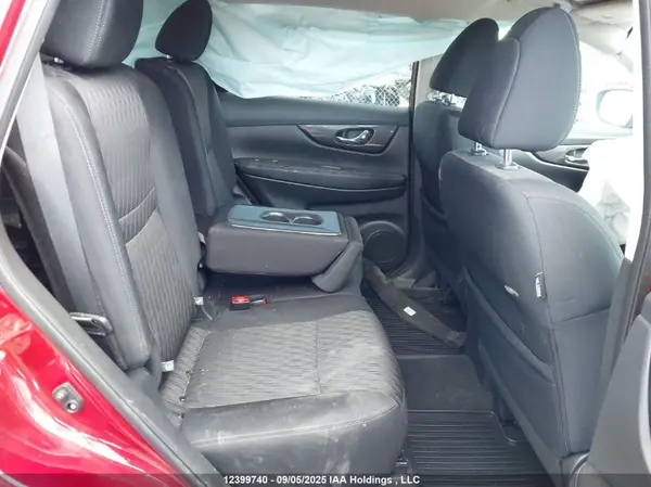 5N1AT2MV0JC739622 2018 NISSAN ROGUE - Image 8
