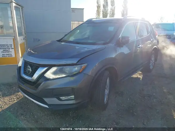5N1AT2MV0JC740091 2018 NISSAN ROGUE - Image 2