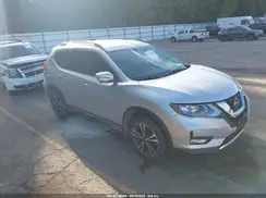 5N1AT2MV0JC743671 2018 NISSAN ROGUE