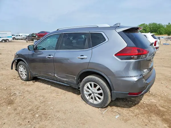 5N1AT2MV0JC745002 2018 NISSAN ROGUE - Image 2