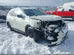 5N1AT2MV0JC751639 2018 NISSAN ROGUE