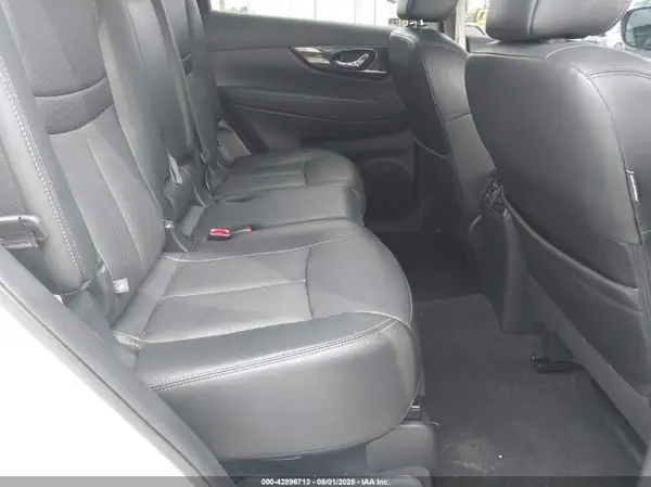 5N1AT2MV0JC755464 2018 NISSAN ROGUE - Image 8