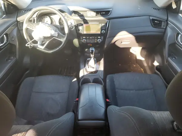 5N1AT2MV0JC756484 2018 NISSAN ROGUE - Image 8