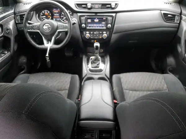 5N1AT2MV0JC759949 2018 NISSAN ROGUE - Image 8