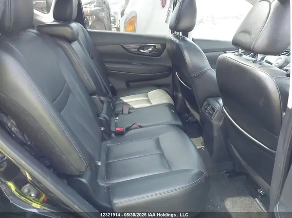 5N1AT2MV0JC763810 2018 NISSAN ROGUE - Image 8