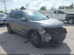 5N1AT2MV0JC776900 2018 NISSAN ROGUE