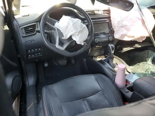 5N1AT2MV0JC778985 2018 NISSAN ROGUE - Image 8