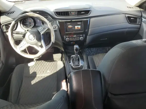 5N1AT2MV0JC783037 2018 NISSAN ROGUE - Image 8