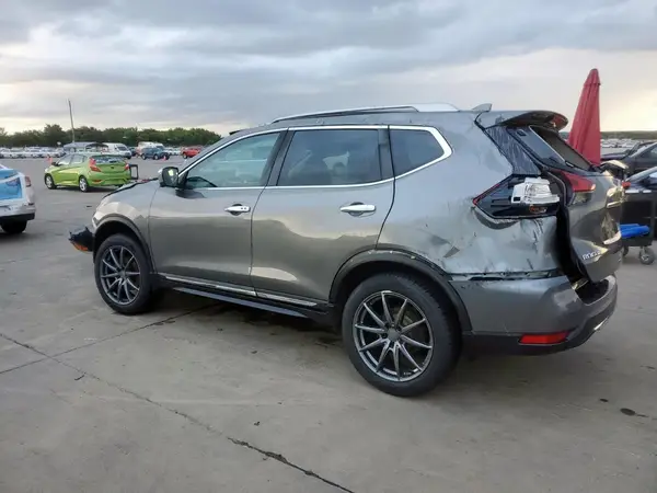 5N1AT2MV0JC783359 2018 NISSAN ROGUE - Image 2