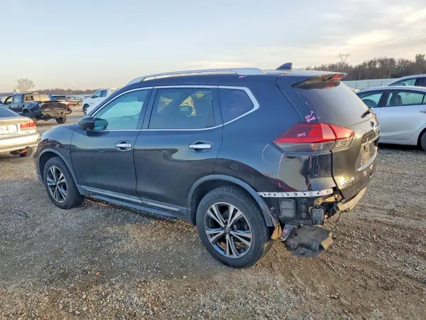 5N1AT2MV0JC783927 2018 NISSAN ROGUE - Image 2