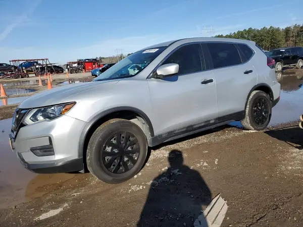 5N1AT2MV0JC786259 2018 NISSAN ROGUE - Image 1