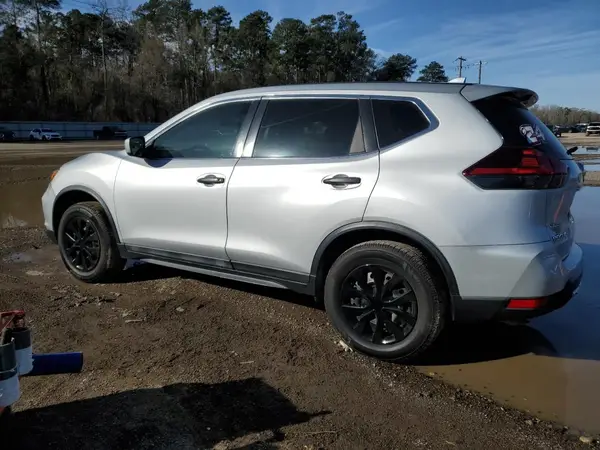 5N1AT2MV0JC786259 2018 NISSAN ROGUE - Image 2