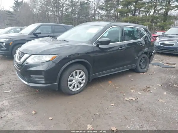 5N1AT2MV0JC789582 2018 NISSAN ROGUE - Image 2