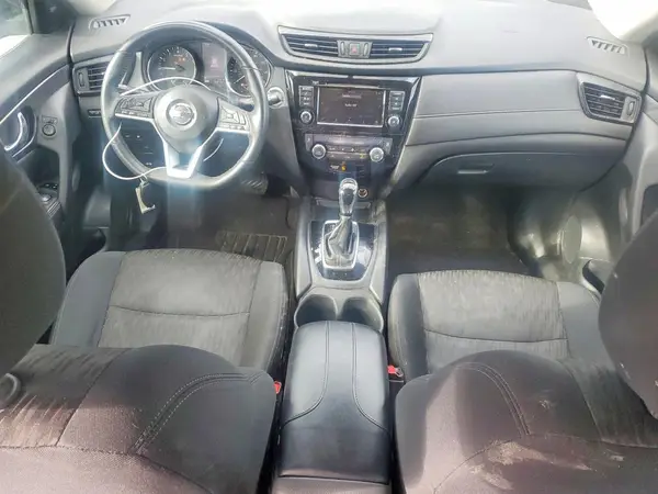 5N1AT2MV0JC792028 2018 NISSAN ROGUE - Image 8