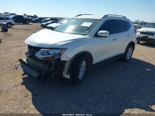 5N1AT2MV0JC797410 2018 NISSAN ROGUE - Image 2