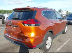 5N1AT2MV0JC797570 2018 NISSAN ROGUE
